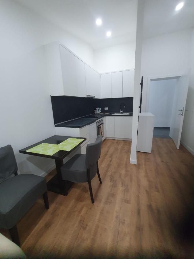 Mb Apartman ชาพลินา ภายนอก รูปภาพ